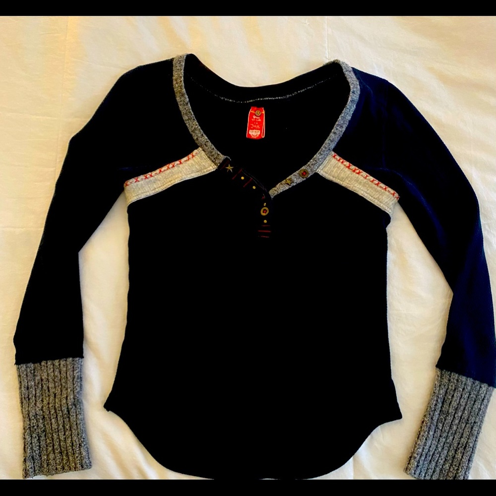Free People women’s top LG